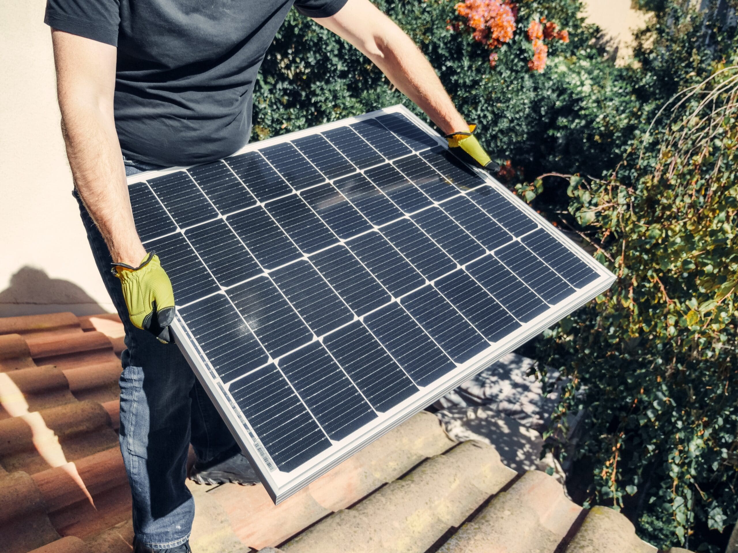 Instalare panouri fotovoltaice