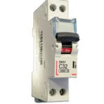 Siguranță Automată OPEN 1P+N 32A